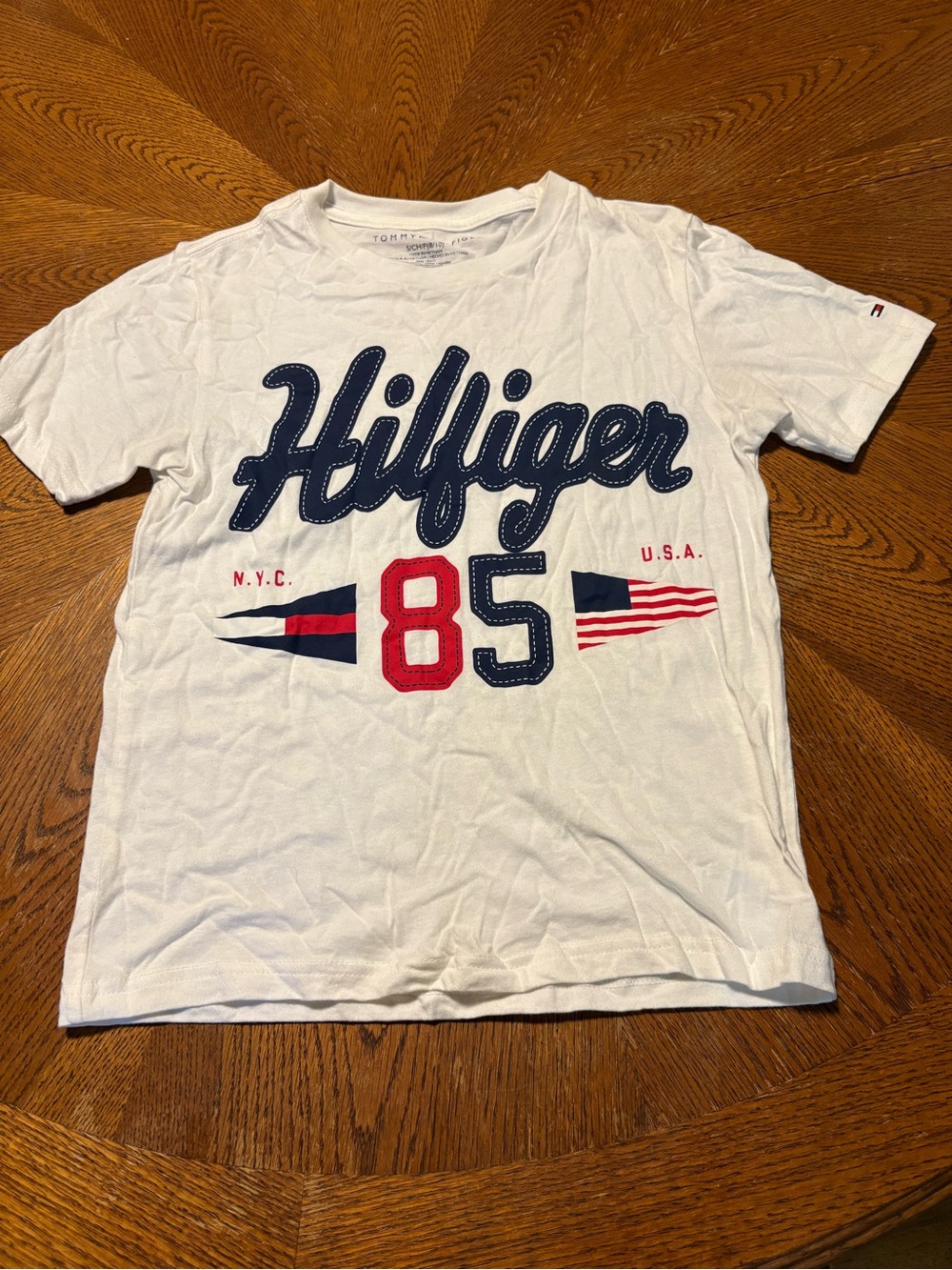Tommy Hilfiger White Tee with Navy Script and Red '85' Graphic